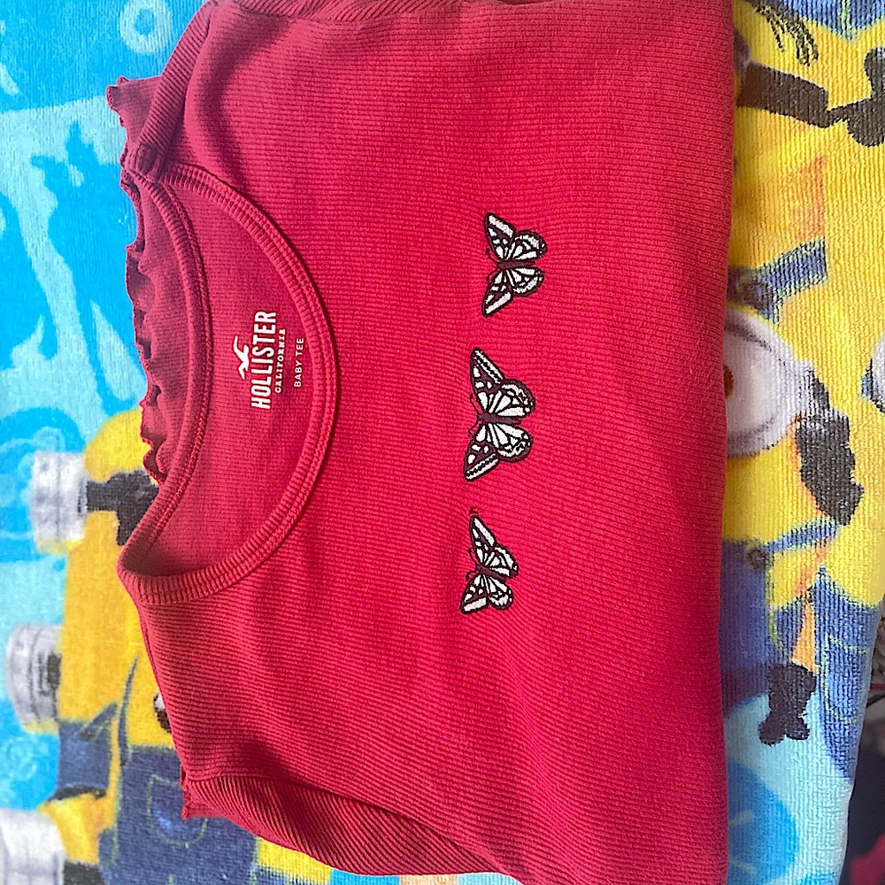 Hollister baby tee